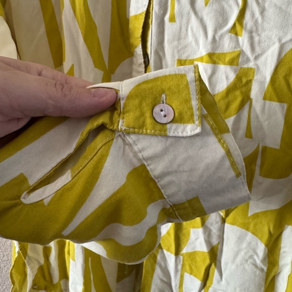 Fig and Flower yellow and white geometric button-down shirt.
Anthropology - Picture 4 of 5